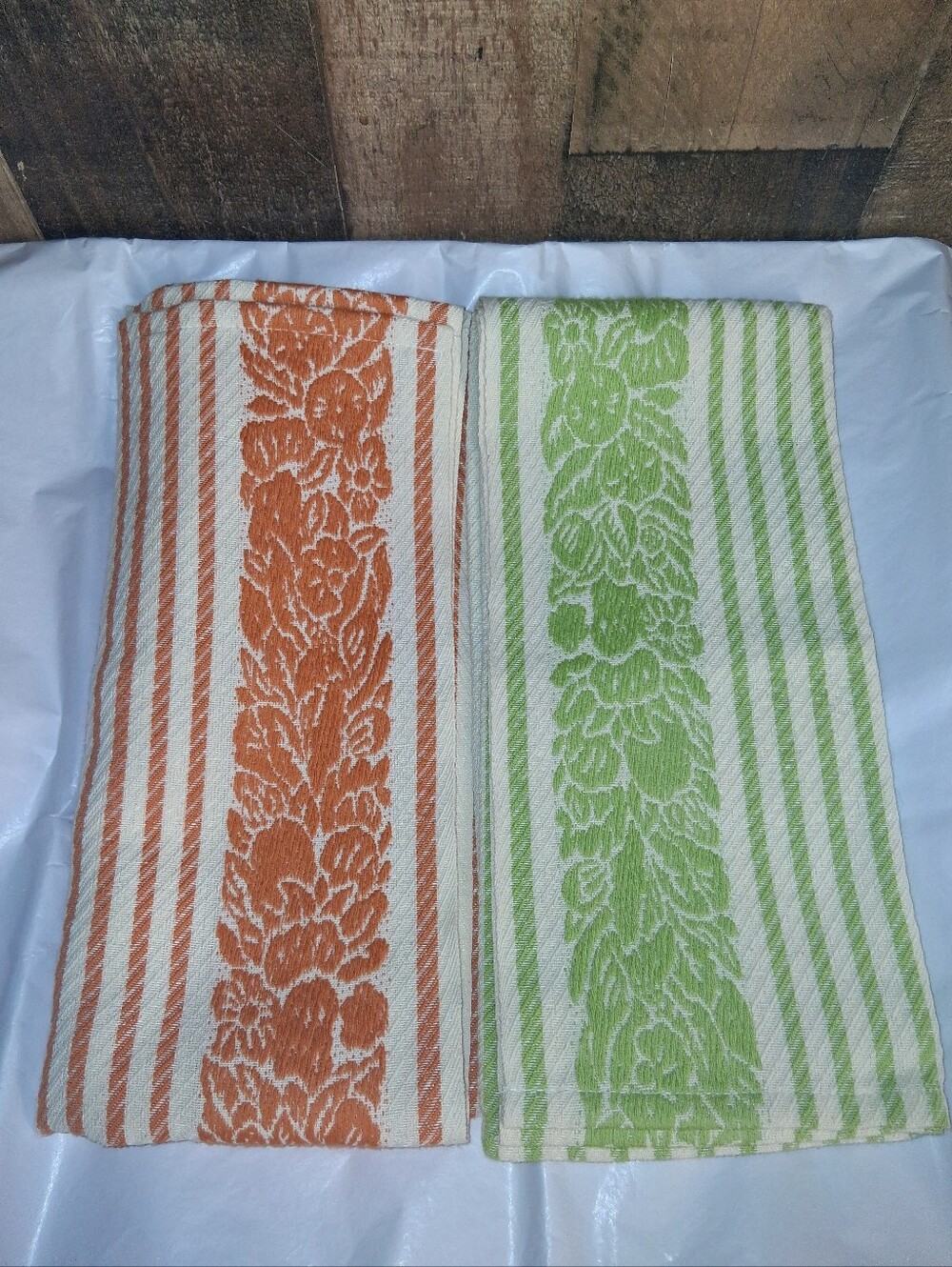 Busatti Italy Dishtowels Set of 2 Made in Italy, Never Used